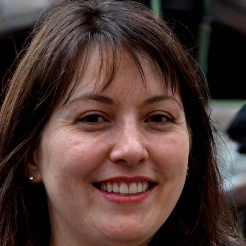 María García - Analista Senior